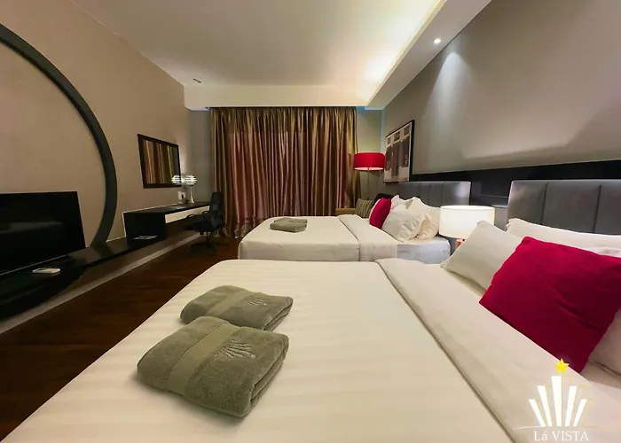 The Shore Hotel & Residences By La Vista