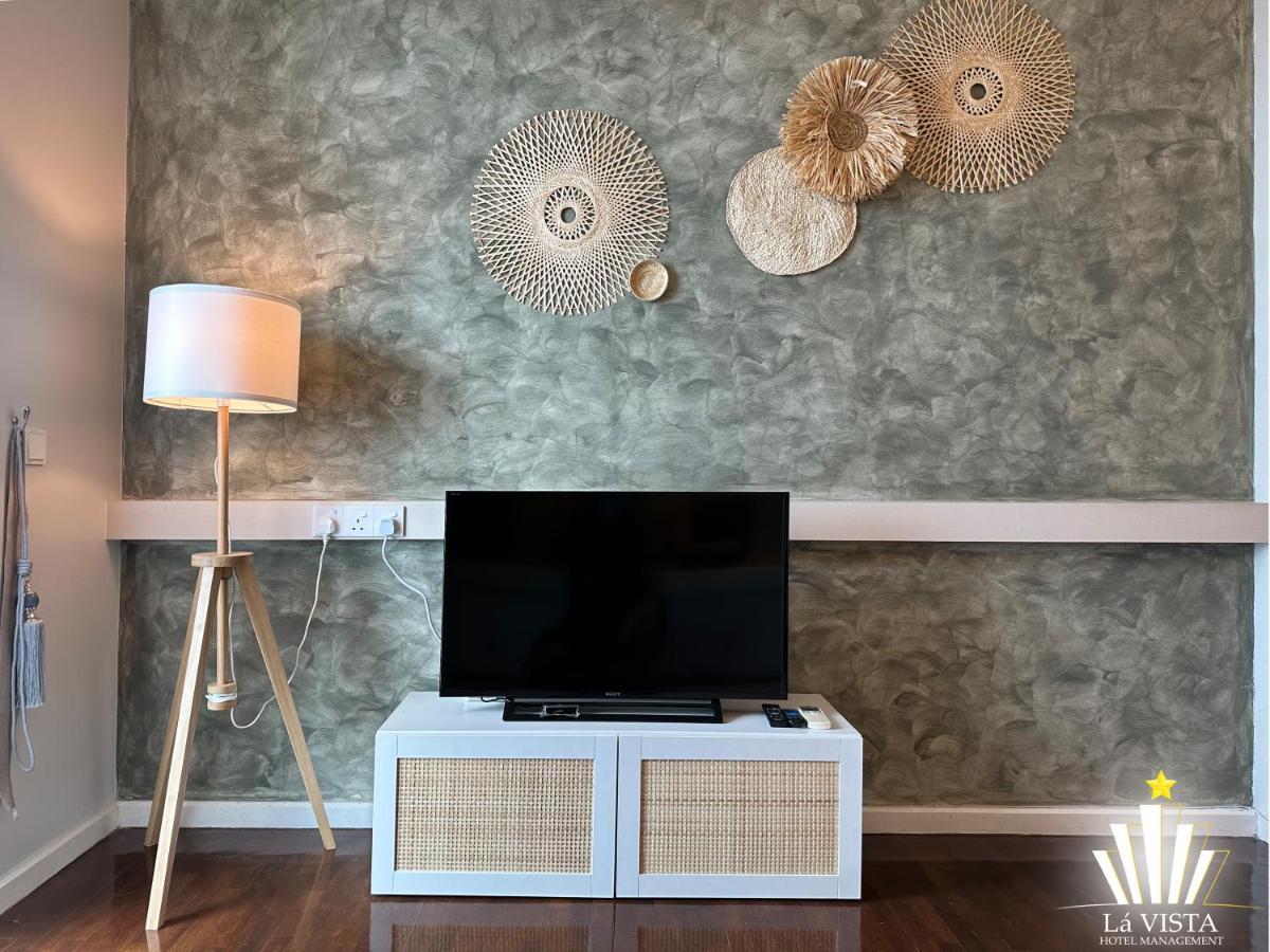 The Shore & Residences By La Vista