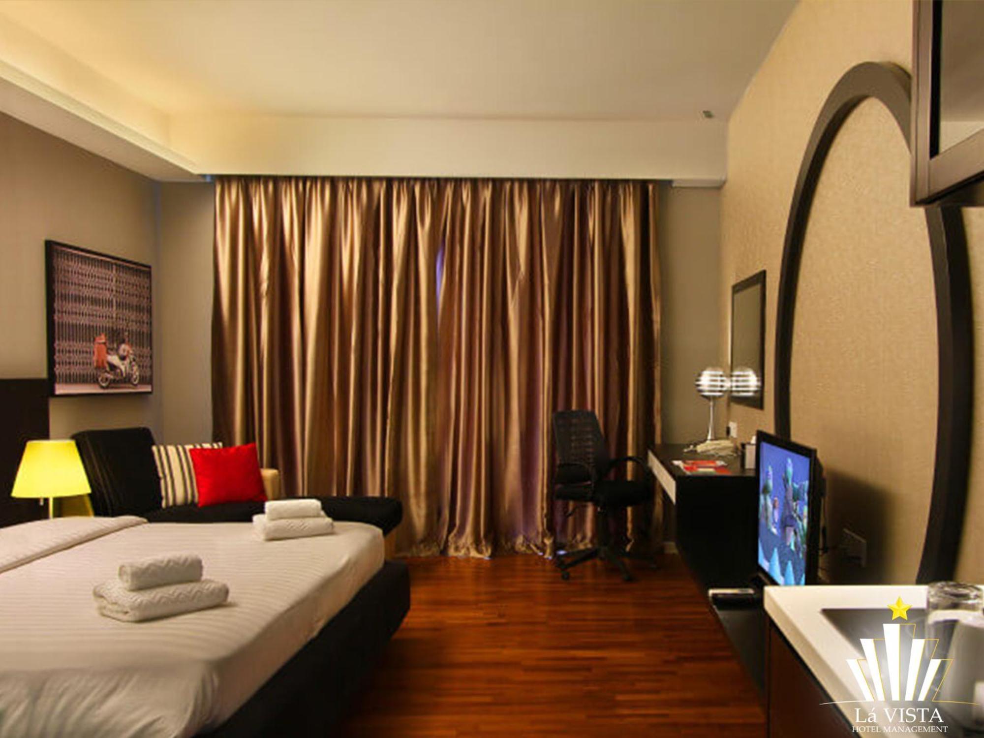 The Shore & Residences By La Vista * Malacca