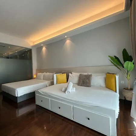 The Shore Hotel & Residences By La Vista Malacca Exterior photo