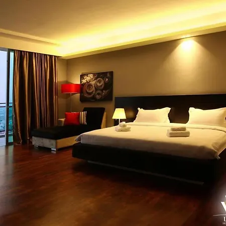 The Shore Hotel & Residences By La Vista Malacca Exterior photo